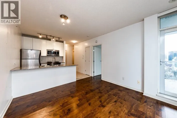 480 ROBSON STREET, Vancouver