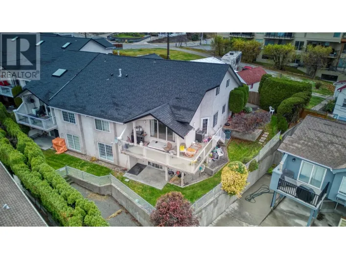 4805 Oleander Drive Unit# 1, Osoyoos