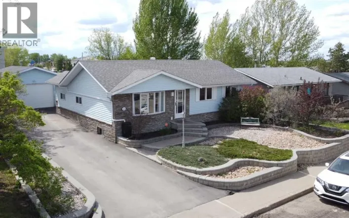 4806 53 Avenue, Valleyview
