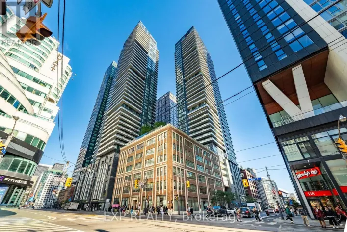 4808 - 115 BLUE JAYS WAY, Toronto