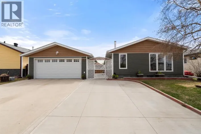 4809 55 Avenue, Camrose