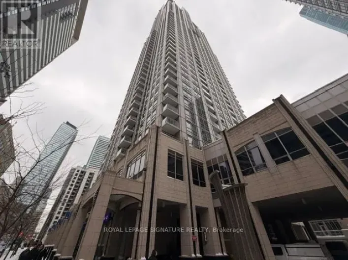 4809 - 763 BAY STREET, Toronto