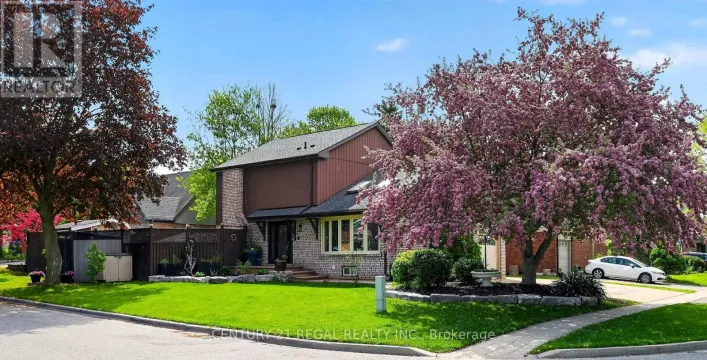 481 CAMELOT DRIVE W, Oshawa