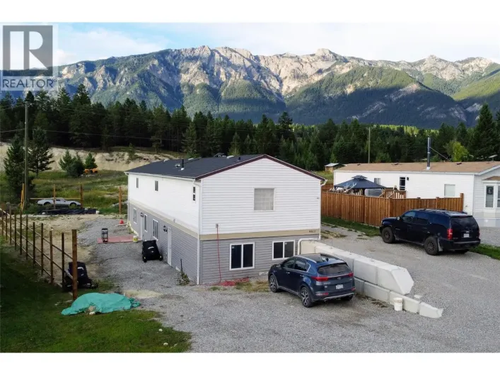 4811 CRESCENTWOOD Drive, Edgewater