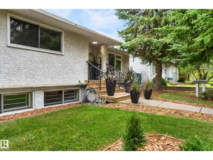 House for sale: 4813 115 AV NW NW, Edmonton