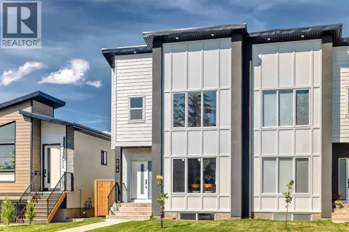 4816 70 Street NW, Calgary