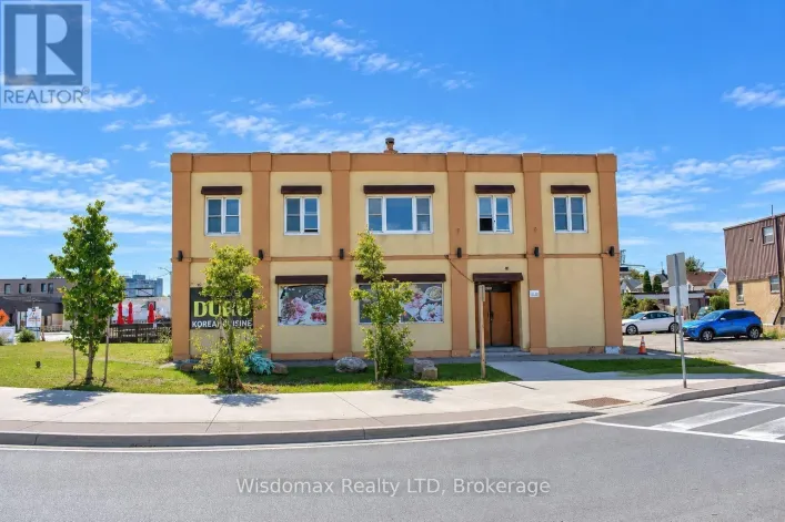 4816 BRIDGE STREET, Niagara Falls