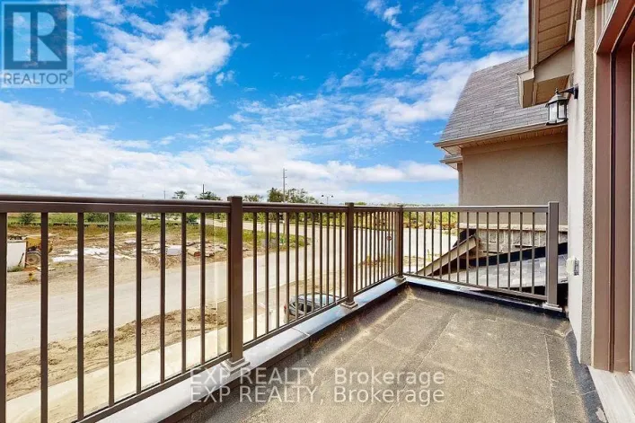 482 BLACKBURN DRIVE, Brant