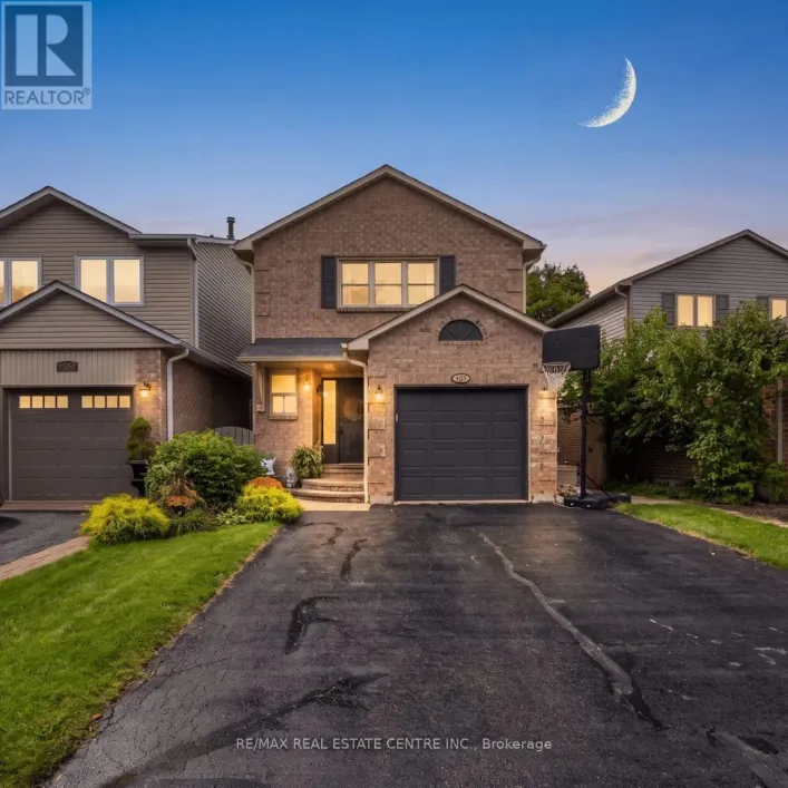 482 VANIER DRIVE, Milton