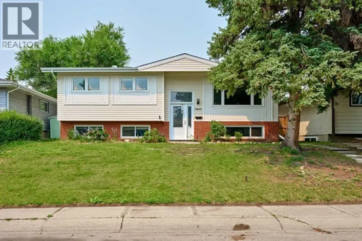 4820 49 Avenue NW, Calgary