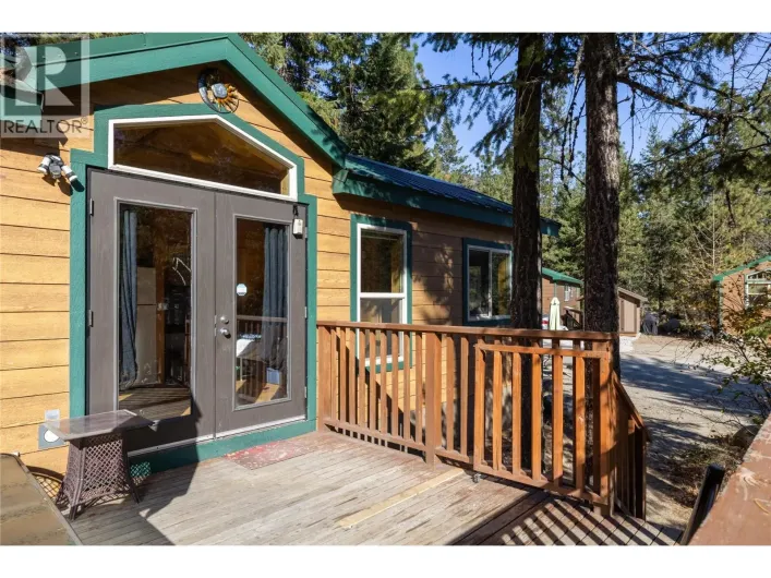 4835 Paradise Valley Drive Unit# 17, Peachland