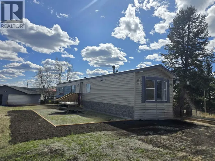 4836 CLARKE AVENUE, Lac La Hache