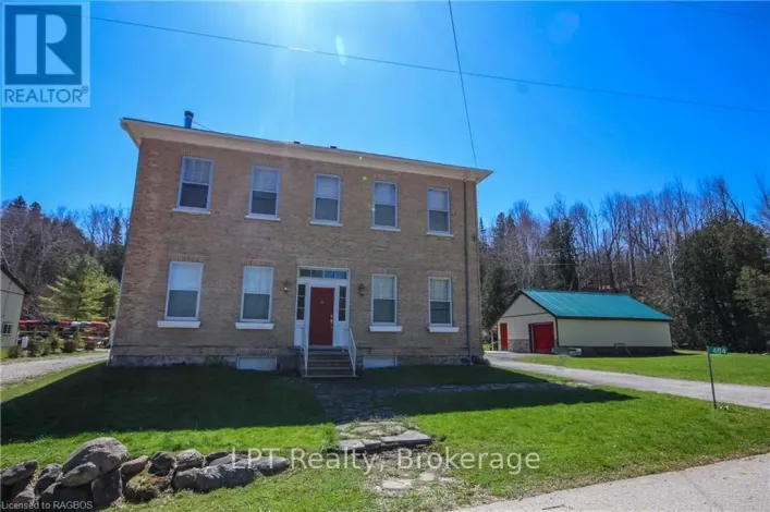 484 CARLISLE STREET, Saugeen Shores