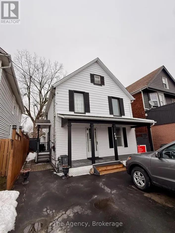 484 EAST MAIN STREET, Welland