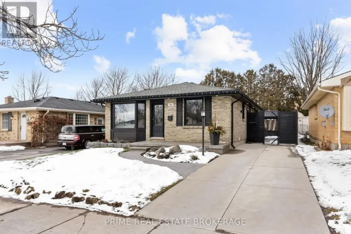 484 FERNDALE AVENUE, London South