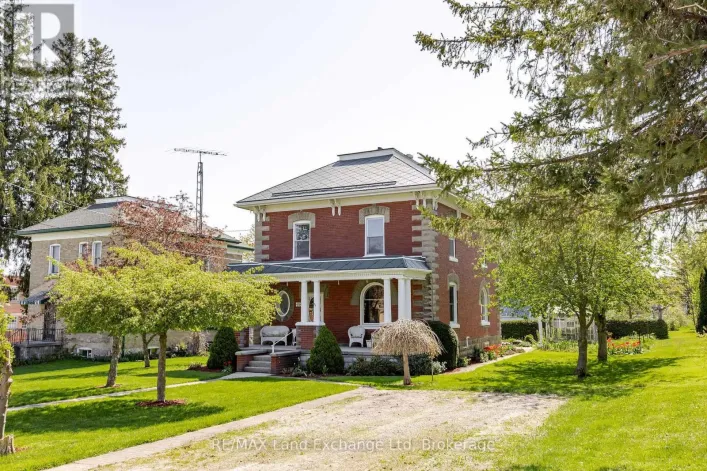484 QUEEN STREET, North Huron