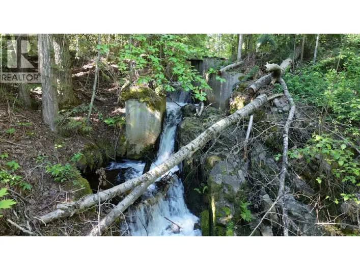 4841 5 Avenue SW, Salmon Arm