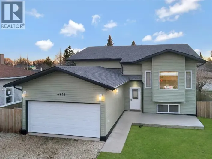 4841 56th Avenue, High Prairie