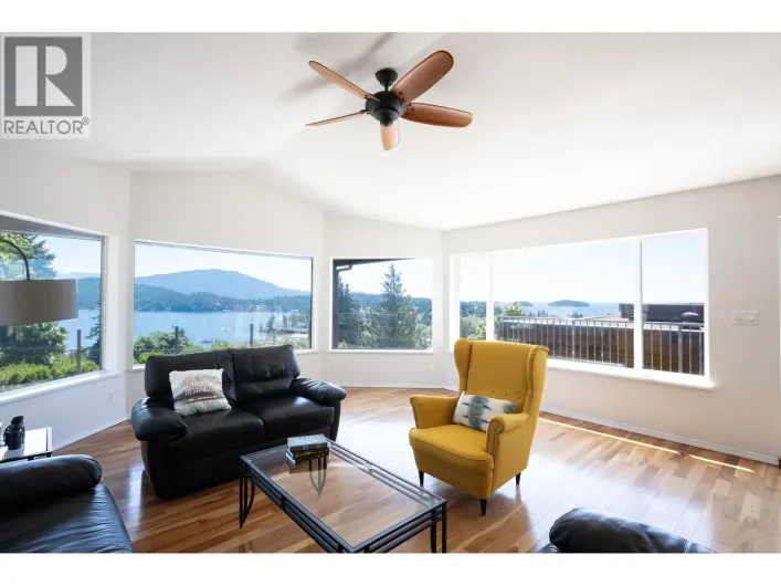 485 ABBS ROAD, Gibsons
