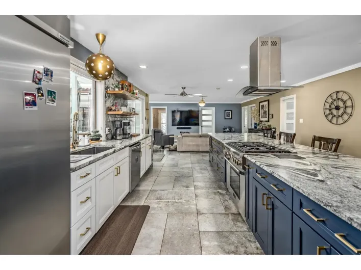 485 NAISMITH AVENUE|Harrison Hot Springs, Harrison Hot Springs