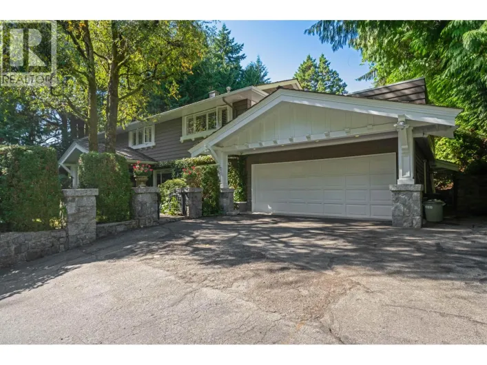 485 SOUTHBOROUGH DRIVE, West Vancouver