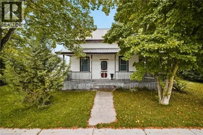 485 WALLACE Avenue S, Listowel