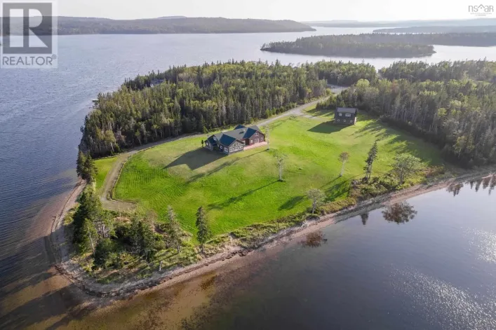 485&489 Maple Drive, Cape George