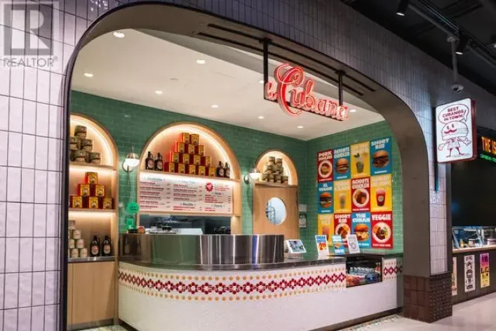 486 FRONT STREET, Toronto