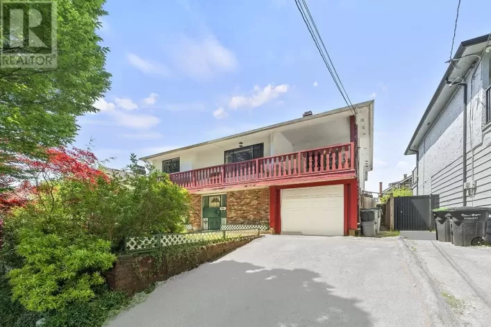 4867 CHATHAM STREET, Vancouver