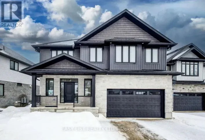 487 BLACK STREET, Centre Wellington