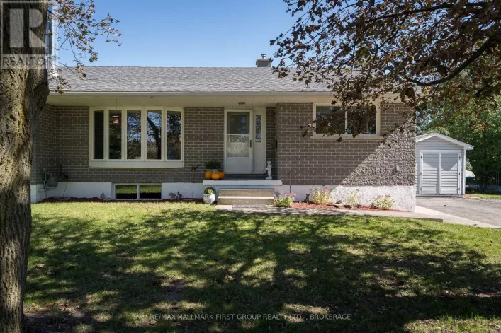 487 CORONATION BOULEVARD, Kingston