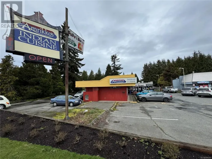 487 Island Hwy E, Parksville