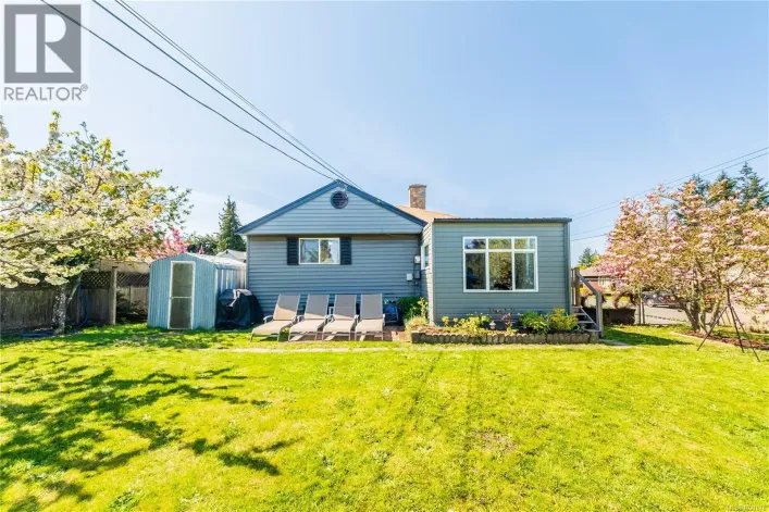 487 Pym St N, Parksville