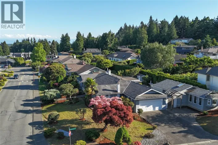 4878 Sea Ridge Dr, Saanich