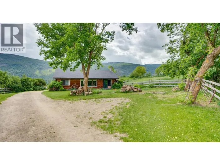 4878 Stepney Road, Spallumcheen