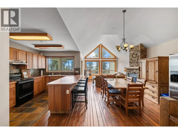 4879A Snowpines Road, Big White