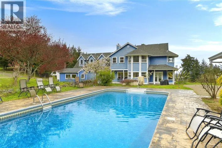 488 McKercher Rd, Mayne Island
