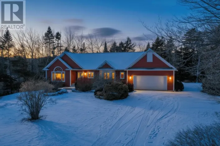 488 Myra Road, Porters Lake