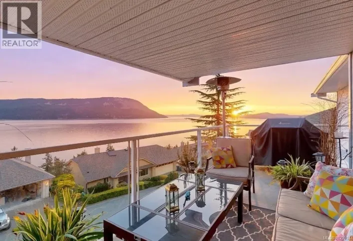 488 Seaview Way, Cobble Hill