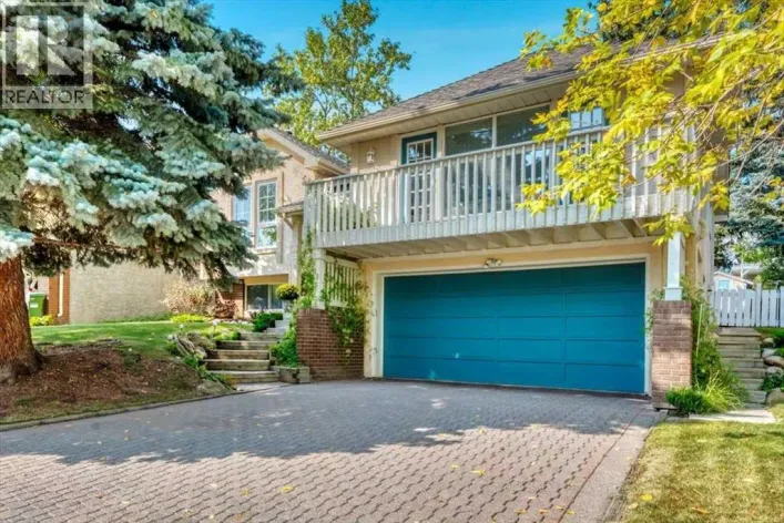 488 Strathcona Drive SW, Calgary