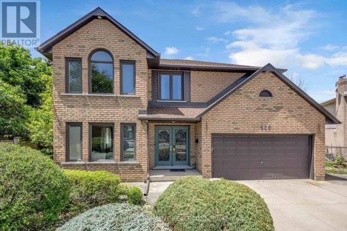 489 ACADIA DRIVE, Hamilton