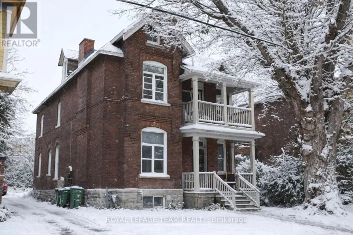 489 MACLAREN STREET, Ottawa