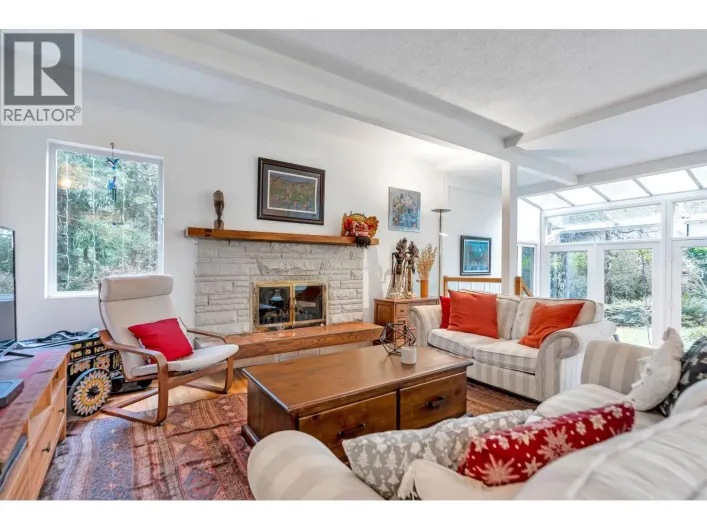 4890 THE DALE, West Vancouver