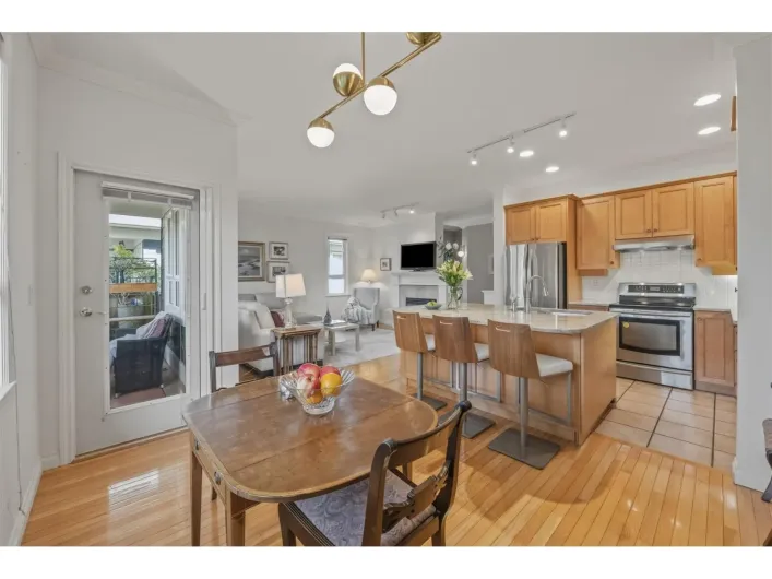 49 15055 20 AVENUE, Surrey