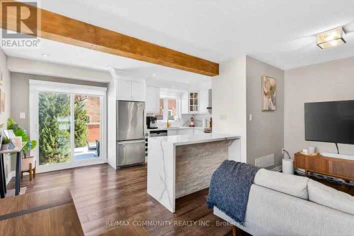 49 - 1588 SOUTH PARADE COURT, Mississauga