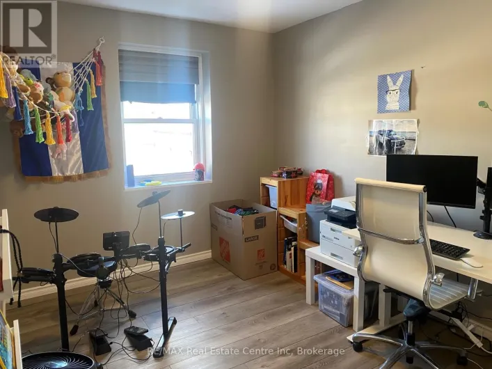 49 - 371 BRONTE STREET S, Milton