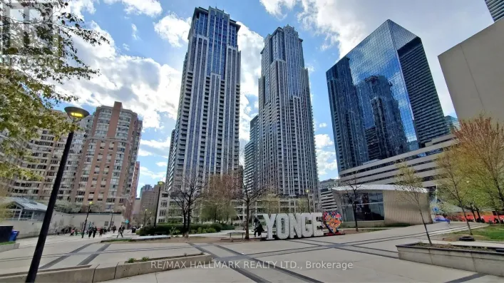 49 - 384 YONGE STREET, Toronto