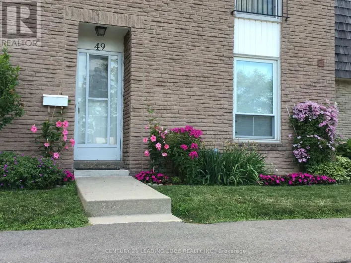 49 - 713 BURNHAMTHORPE ROAD, Toronto