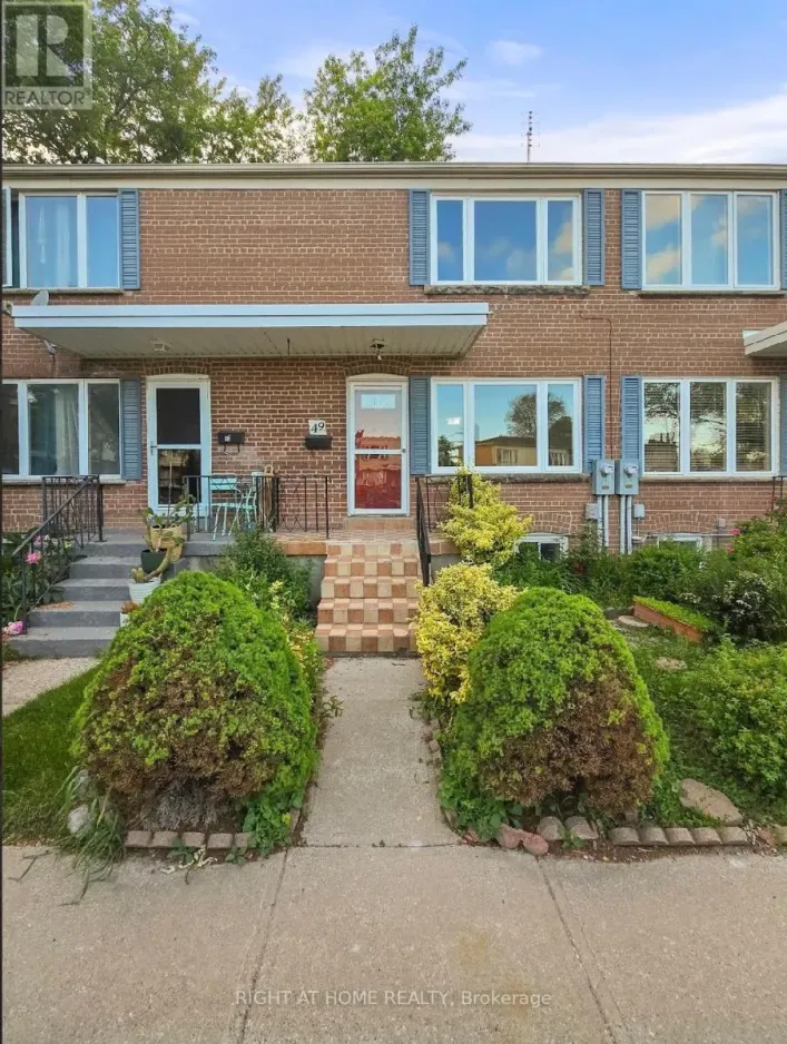 49 - 740 KENNEDY ROAD, Toronto