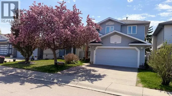 49 Applewood Court SE, Calgary